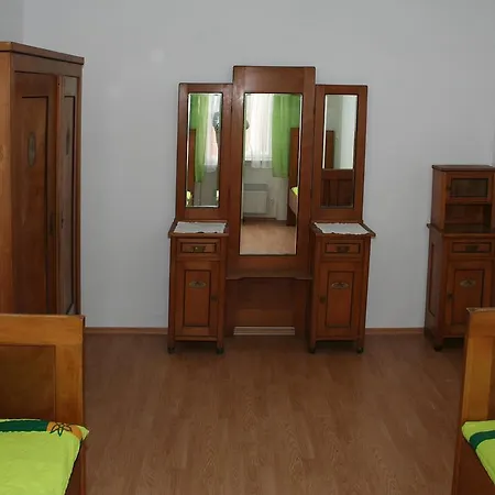 Διαμέρισμα Apartman Ema *